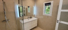 Magnifique villa de 191 m2 à COTIGNAC (83), terrain arboré de 4000m2, 4 chambres en suite, piscine