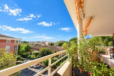 Magnifique appartement La Garde, 120 m2, 4 chambres, dernier étage, vue dégagée, grande terrasse