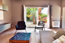 Magnifique villa de 191 m2 à COTIGNAC (83), terrain arboré de 4000m2, 4 chambres en suite, piscine