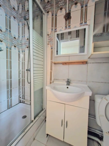 Drancy, quartier LA MUETTE - 2 pièces de 34,45m² situé au RDC. Professions libérales acceptées.