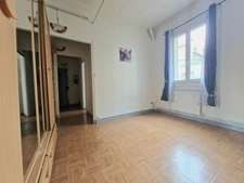 Drancy, quartier LA MUETTE - 2 pièces de 34,45m² situé au RDC. Professions libérales acceptées.