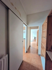 Drancy, quartier LA MUETTE - 2 pièces de 34,45m² situé au RDC. Professions libérales acceptées.