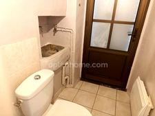 Petite maison rénovée au cœur du bourg