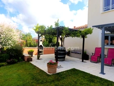Maison contemporaine 4 chambres – Prête à vivre – Jardin, garage et belles terrasses