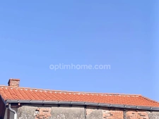Petite maison rénovée au cœur du bourg