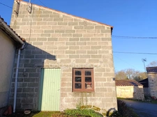 petite longère + 2 petit appartement indépendants