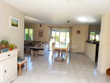 Maison contemporaine 4 chambres – Prête à vivre – Jardin, garage et belles terrasses