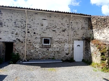Maison atypique et son studio