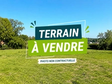 Terrain à vendre de 24 429,00 m² HAUX (33)