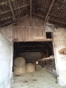 Maison pierre 5 hectares de terrain LAPERCHE (47)