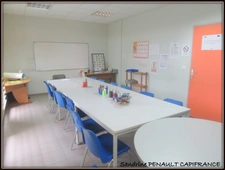 A VENDRE A KOUROU (GUYANE FRANCAISE) 3 magnifiques bâtiments indépendants de 456 m² - SUPERFICIE DU TERRAIN 1150 m² AU PRIX DE 730 000 €.