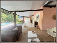 A VENDRE A KOUROU (GUYANE FRANCAISE) UNE SPLENDIDE MAISON T4 JUMELEE de 90 m² - TERRAIN DE 297 m² - AU PRIX DE 379 000 €.