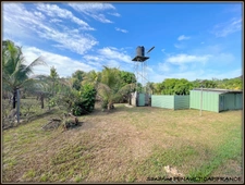 A VENDRE A KOUROU (97310 Guyane Française) UNE MAGNIFIQUE MAISON DE CAMPAGNE T4 DE 103 m² SUR UN TERRAIN DE 5000 m² - AU PRIX DE 395 000 €.