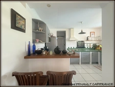 A VENDRE A KOUROU (97310) UNE MAGNIFIQUE VILLA D'ARCHITECTE T5 DE 135 m² - TERRAIN DE 876 m² - AU PRIX DE 486000€.