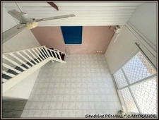 A VENDRE A KOUROU (97310) UNE CHARMANTE MAISON T5 DE 106 m² - TERRAIN DE 440 m² - AU PRIX DE 318 000 €.