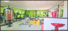 A VENDRE A KOUROU UN MAGNIFIQUE COMPLEXE IMMOBILIER DE 8 APPARTEMENTS (R+1) DE 960 m² - UNE VILLA T5 (R+1) DE 310 m² - TERRAIN 1870 m² - AU PRIX DE 1 755 000 €.