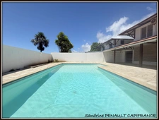 A VENDRE A KOUROU (97310) UNE CHARMANTE VILLA T6 DE 120 m² - TERRAIN DE 466 m² - AU PRIX DE 390 000 €.