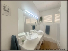 A VENDRE A KOUROU (GUYANE FRANCAISE) UNE SPLENDIDE MAISON T4 JUMELEE de 90 m² - TERRAIN DE 297 m² - AU PRIX DE 379 000 €.