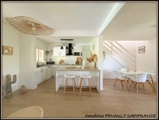 A VENDRE A KOUROU (GUYANE FRANCAISE) UNE SPLENDIDE MAISON T4 JUMELEE de 90 m² - TERRAIN DE 297 m² - AU PRIX DE 379 000 €.