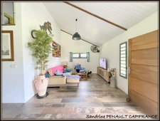 A VENDRE A SINNAMARY UNE MAGNIFIQUE MAISON T4 DE 193 m² SUPERFICIE TERRAIN 6 HECTARES - AU PRIX DE 475 000 €.