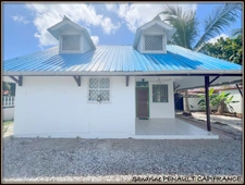 A VENDRE A KOUROU (GUYANE FRANCAISE) UNE MAISON INDIVIDUELLE T4 DE 68 m² - SUPERFICIE DU TERRAIN 292 m² - AU PRIX DE 225 000 €.