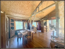 A VENDRE A KOUROU UNE CHARMANTE MAISON T5 EN BOIS DE 133 m² SUPERFICIE TERRAIN 2 HECTARES - AU PRIX DE 346 500 €.