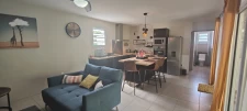 Belle maison T3 vendue occupée – Charme, lumière et revenus immédiats