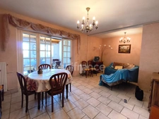 Ensemble immobilier VILLERS AUX BOIS (51130)