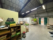 A vendre Immobilier commercial : rendement + sécurité locative MONTELIMAR (26)