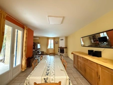 DROME PROVENCALE- MAISON AVEC PISCINE CHAUFFEE, JACUZZI et JARDIN ARBORE - BOUCHET