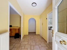 Bouchet – Maison de plain-pied avec piscine chauffée, spa et 2 garages