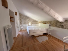 Propriété d’exception – Domaine confidentiel au cœur d’un environnement préservé à GRIGNAN (26)