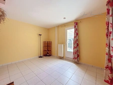 Bouchet – Maison de plain-pied avec piscine chauffée, spa et 2 garages