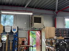 Murs professionnels avec logement - 696 m² - Sud Montélimar