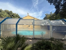 DROME PROVENCALE- MAISON AVEC PISCINE CHAUFFEE, JACUZZI et JARDIN ARBORE - BOUCHET