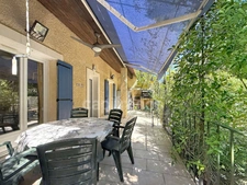 Bouchet – Maison de plain-pied avec piscine chauffée, spa et 2 garages