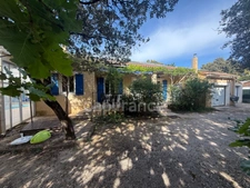 DROME PROVENCALE- MAISON AVEC PISCINE CHAUFFEE, JACUZZI et JARDIN ARBORE - BOUCHET