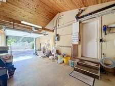 Bouchet – Maison de plain-pied avec piscine chauffée, spa et 2 garages