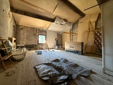 A vendre, Maison de caractère à rénover 10 pièces REAUVILLE (26)
