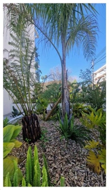 Dpt Alpes Maritimes (06), à vendre ANTIBES appartement T3 de 62,61 m² - Balcon 10 m²