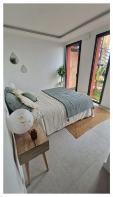 appartement à vendre 4 pièces THEOULE SUR MER (06) + jardin 175 m²