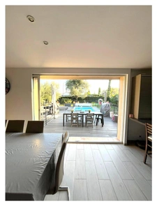 Maison à vendre 5 pièces  (06)
