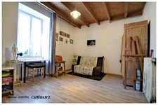 Maison à vendre 6 pièces TRIZAY (17) MAISON EN PIERRE ENTIEREMENT RENOVEE, BEAUX VOLUMES, 3 CHAMBRES, GARAGE, APPENTIS, ABRIS DE JARDIN.
