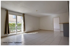 Appartement à vendre 2 pièces PERIGNY (17) Appartement en RDC avec terrasse privative close, place de parking sécurisé et local vélo.