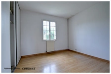 Maison à vendre 5 pièces SAINT SULPICE D'ARNOULT (17) PLAIN PIED, TROIS CHAMBRES, GARAGE, GRAND TERRAIN CLOS.