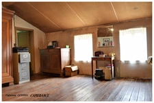 CORPS DE FERME: HABITATION : 105m2, dépendances environ 700m2, toitures (zéro amiante)