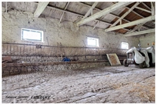 CORPS DE FERME: HABITATION : 105m2, dépendances environ 700m2, toitures (zéro amiante)