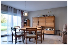 Maison à vendre 5 pièces SAINT JEAN DE LIVERSAY (17) PLAIN PIED, 3 CHAMBRES, GARAGE, TERRAIN CLOS, VUE DEGAGEE SANS VIS A VIS.