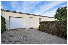 Maison à vendre 5 pièces TONNAY CHARENTE (17)MAISON PLAIN PIED PMR, 3 CHAMBRES, GARAGE, TARRAIN CLOS