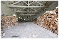 CORPS DE FERME: HABITATION : 105m2, dépendances environ 700m2, toitures (zéro amiante)